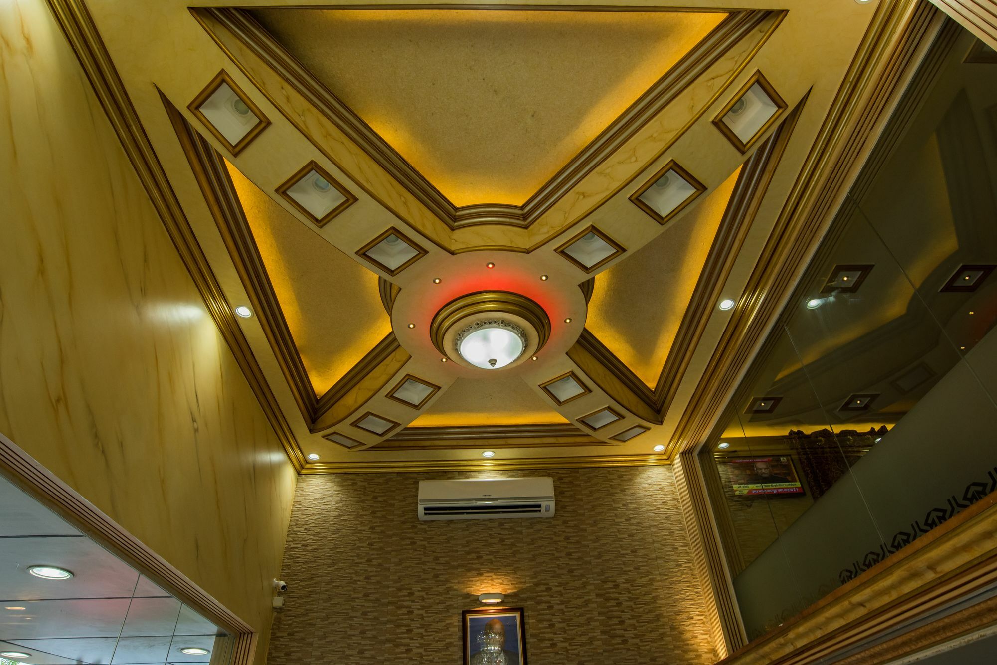 Euro Hotel And Apartments Дар-эс-Саламе Экстерьер фото